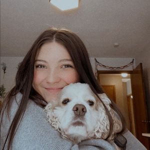 Meet your Posher, Olivia